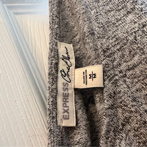 Express Tank - Picture 4 of 4